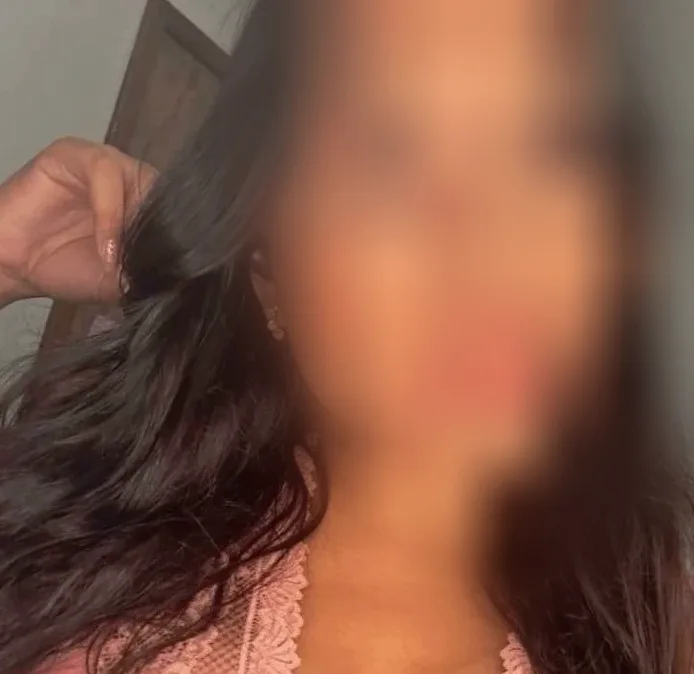 Emily, 29