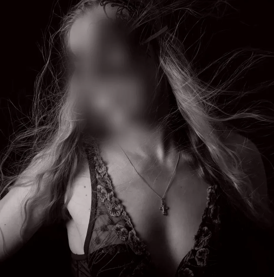 Selin, 34