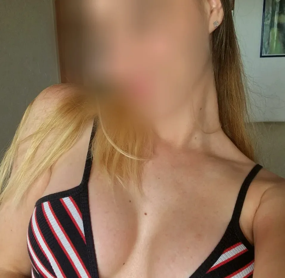 Wiebke, 24